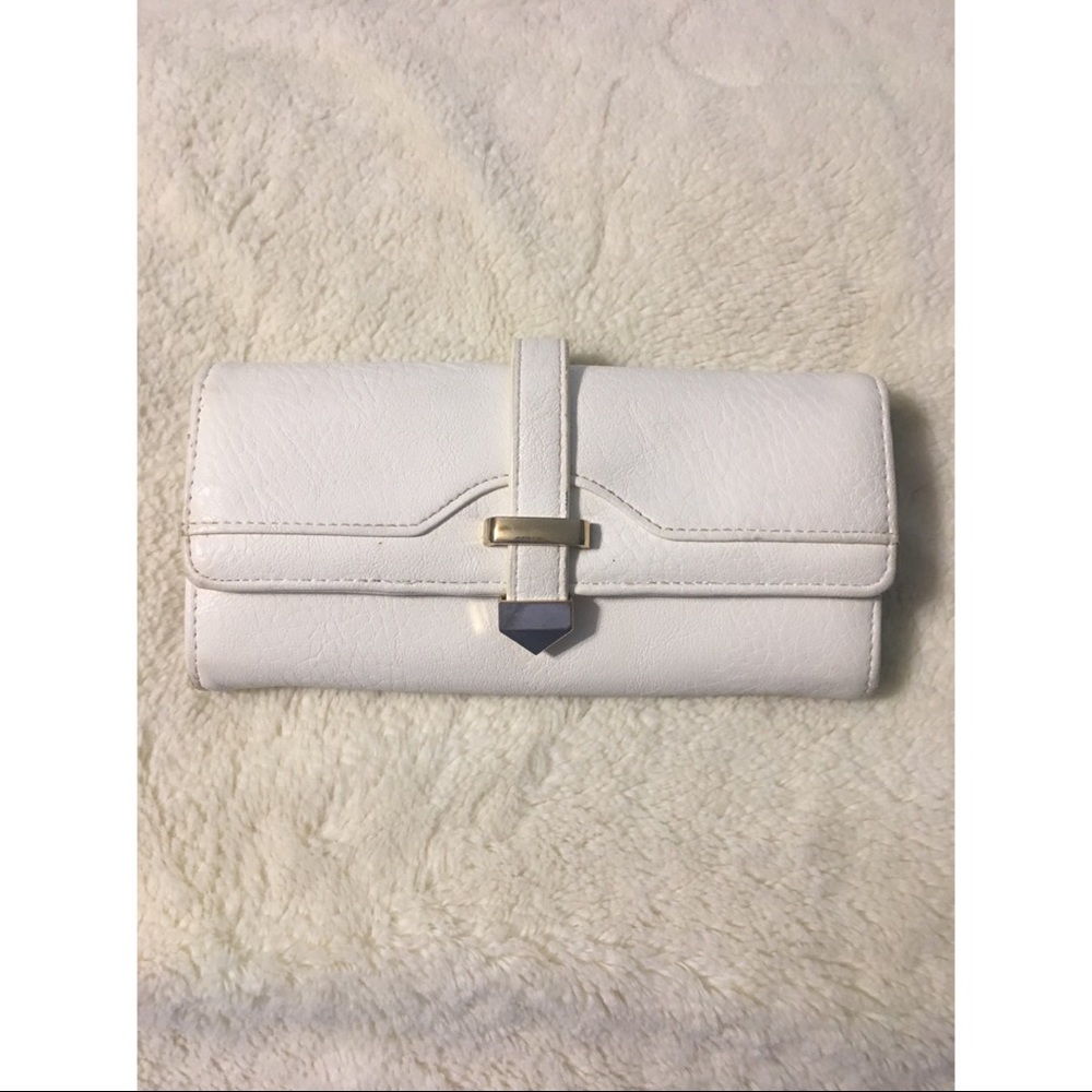 White and gold wallet